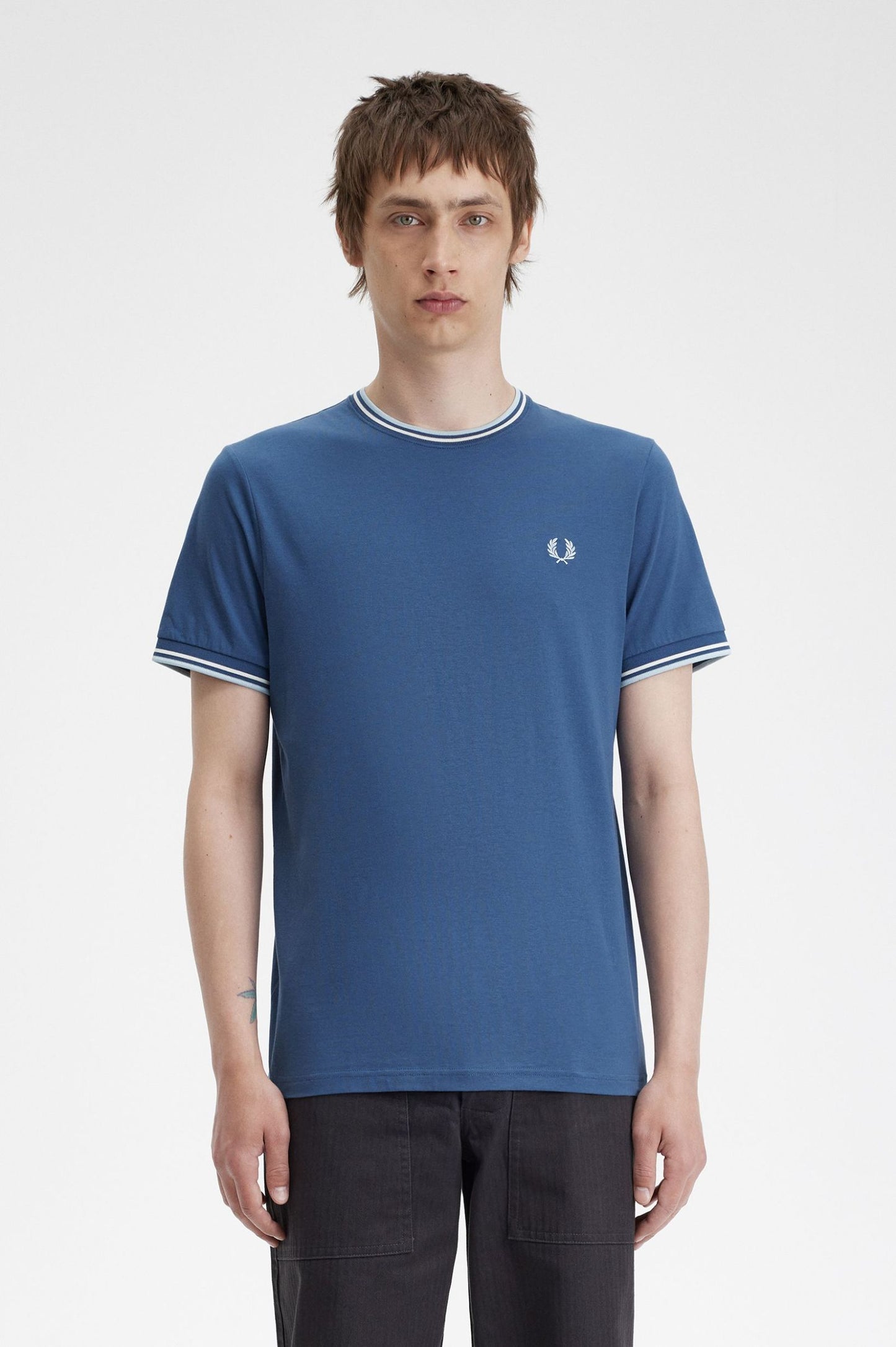 Fred Perry Twin Tipped T-Shirt Midnight Blue / Ecru / Lightice