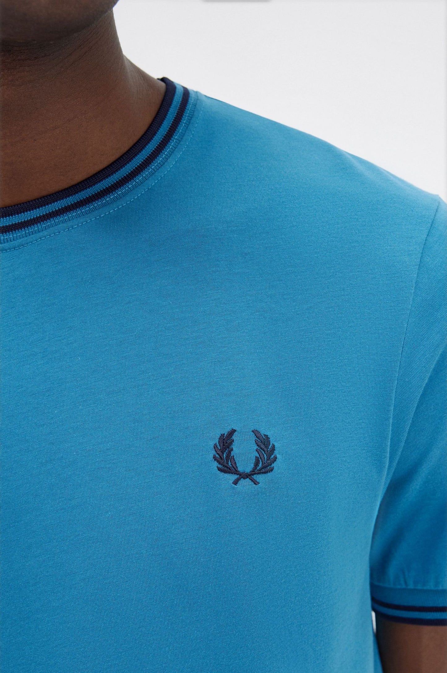 Fred Perry Twin Tipped T-Shirt Runaway Ocean Blue / Navy
