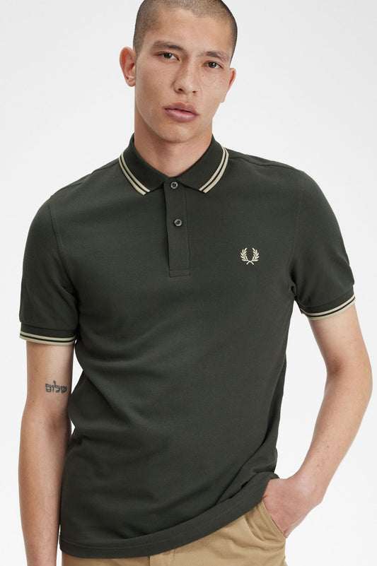 Fred Perry Polo M3600 Fieldgreen / Oatmeal