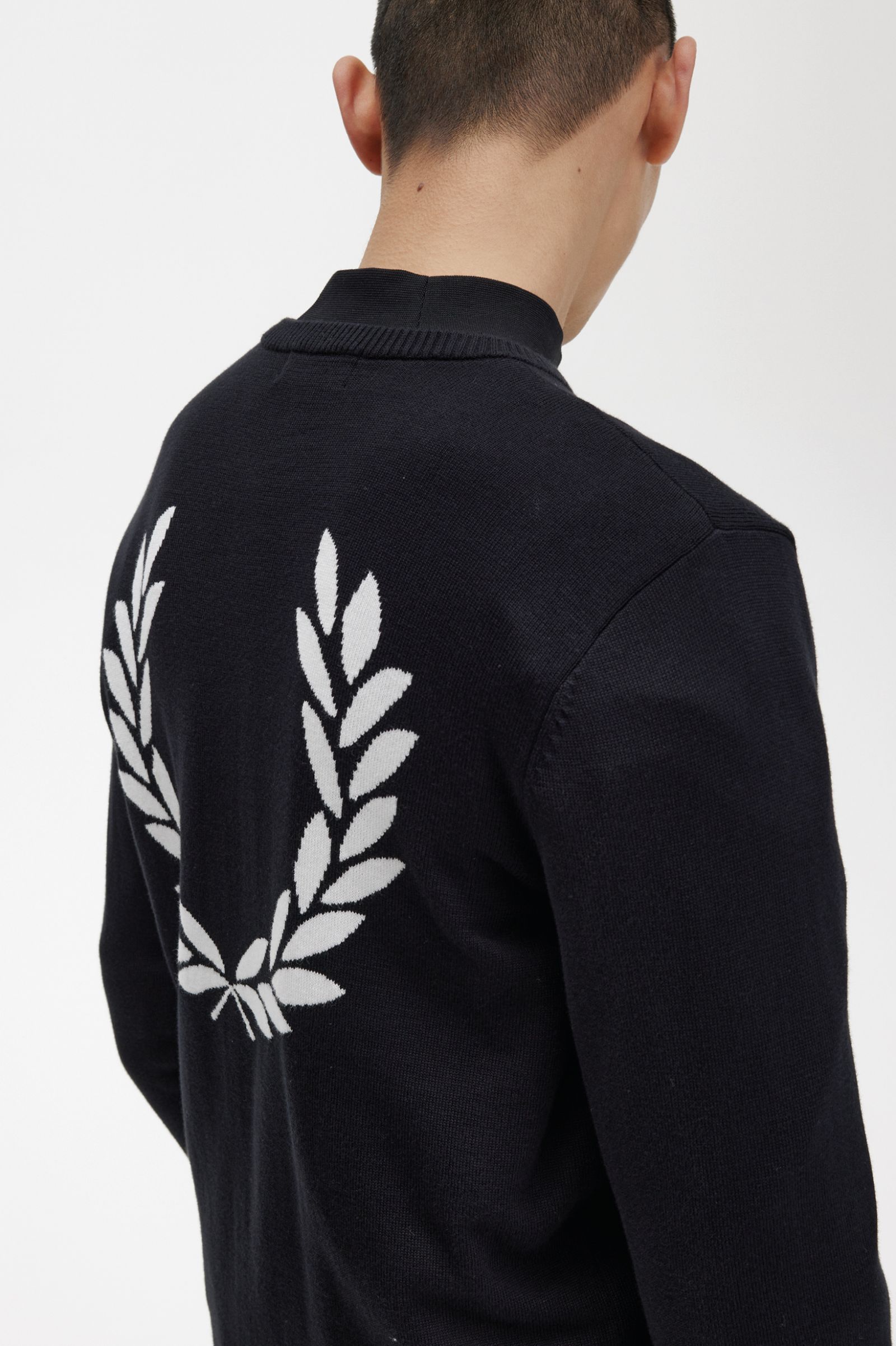 Fred Perry Graphic Laurel Wreath Jumper Black